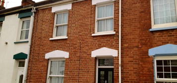 2 bed terraced house for sale