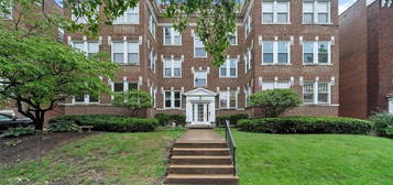 6314 Northwood Ave Apt 2E, Saint Louis, MO 63105