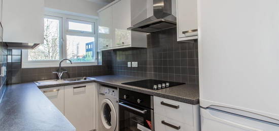 Shared accommodation to rent in Park Gate, Park Road N2