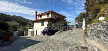 Villa all'asta via 4 Novembre, Casarza Ligure