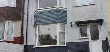 Terraced house to rent in Carlyle Avenue, Brighton BN2