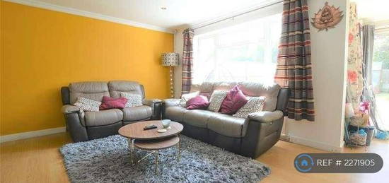 4 bedroom terraced house