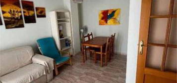 Apartamento de alquiler en Pueblo