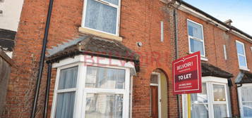 5 bedroom terraced house