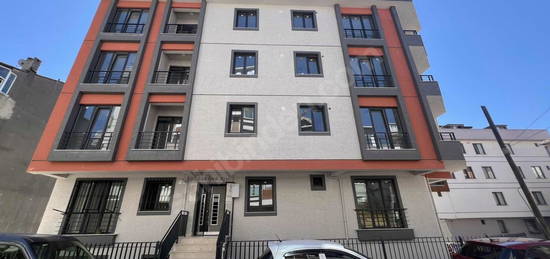 ÇEKMEKÖY M.AKİF MAH SATILIK 2+1 DAİRE