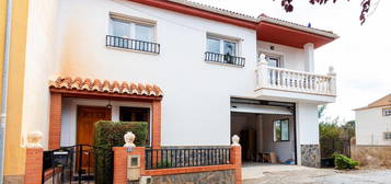 Casa o chalet en venta en Calle Blas Infante, 12, Dúrcal