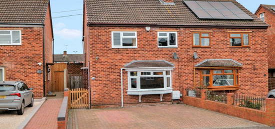 3 bedroom semi-detached house for sale