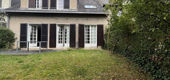 Maison  à vendre, 6 pièces, 3 chambres, 179 m²