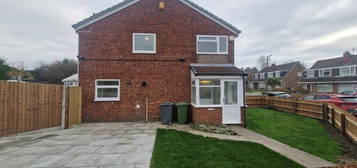 3 bedroom semi-detached house