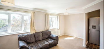 Flat for sale in Galloway Drive, Kennington, Ashford TN25