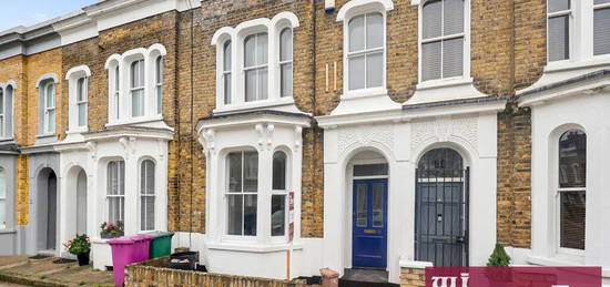 4 bedroom terraced house