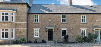 4 bedroom terraced house to rent