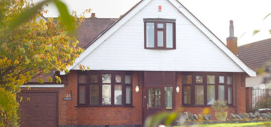 4 bed detached house to rent