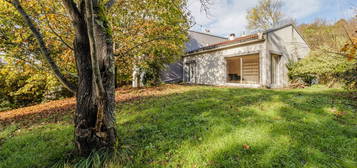 Maison 7 pièces de 165m²  avec grand terrain à 8 km du centre ville d'Albi.