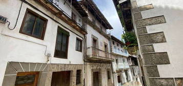 Casa rural en calle Mayor en Candelario