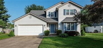 842 W Rosewood Dr, Bloomington, IN 47404