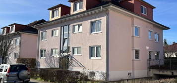3-Zimmer-Wohnung in Nietleben - Renovierte Wohnung mit neuen Böden