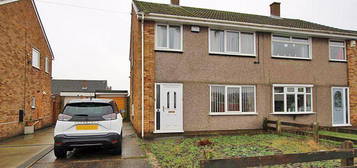 3 bedroom semi-detached house to rent