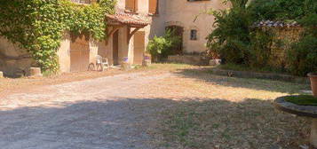 Ancien Moulin de 500m2 / 20000m2 à l’arrosage /