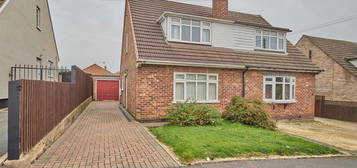 3 bedroom semi-detached house for sale