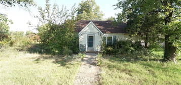 309 W  Dawson Ave, Lilbourn, MO 63862