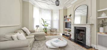 Flat for sale in Lime Grove, London W12