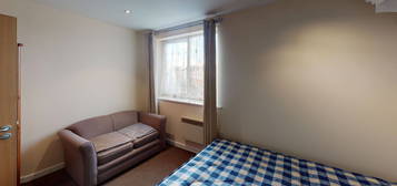 Studio for sale in The Wickets, 390 Little Horton Lane BD5