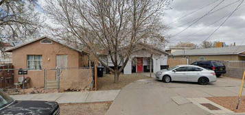 507 Cromwell Ave SW, Albuquerque, NM 87102