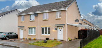 3 bed semi-detached house for sale