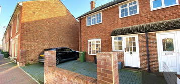 4 bedroom semi-detached house