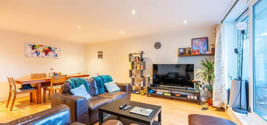 Flat for sale in Wards Wharf Approach, Silvertown, London E16