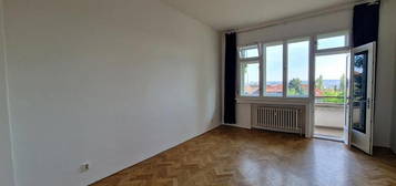 Pronájem bytu 1+1 38 m²