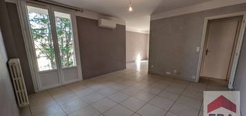 Appartement  à vendre, 5 pièces, 3 chambres, 80 m²