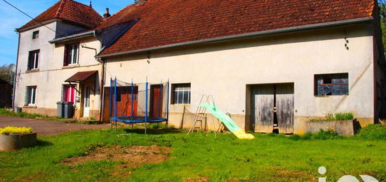 Maison traditionnelle 2 étages  à vendre, 4 pièces, 2 chambres, 400 m²