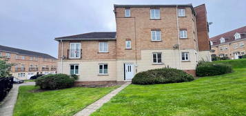 Flat for sale in Ambleside, Purfleet RM19