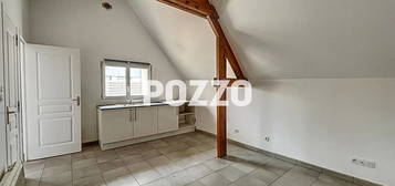 Studio  à vendre, 1 pièce, 28 m², Étage 1/2