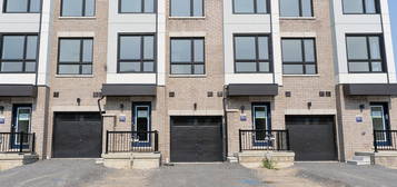 31 Bateson St, Ajax, ON L1S 7M3