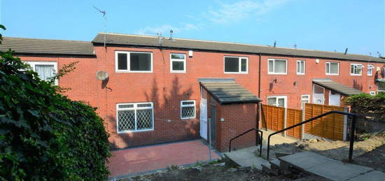 Terraced house to rent in Fielding Gate, Armley LS12