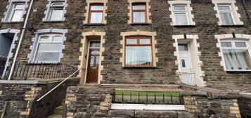 3 bed terraced house for sale