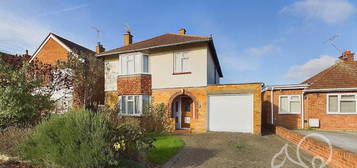 3 bed detached house for sale