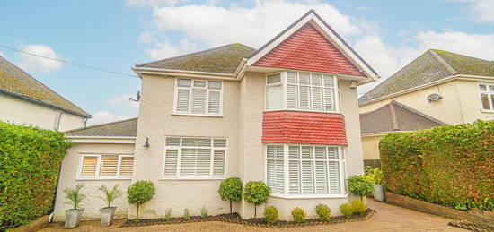 5 bed detached house for sale