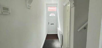 2 bedroom terraced house