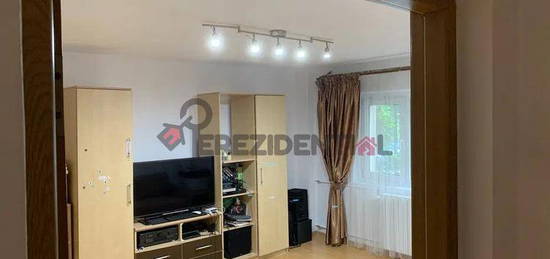 Apartament 2 camere Teiul Doamnei