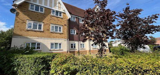 Flat to rent in Hedgers Way, Kingsnorth, Ashford TN23