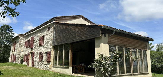 Vente maison 8 pièces 347 m²