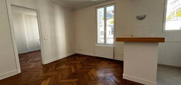 Appartement  à louer, 2 pièces, 1 chambre, 30 m²