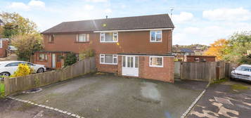 4 bed semi-detached house for sale