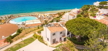 Moradia à beira-mar e vista mar em Vale do Lobo