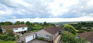 4 bedroom detached bungalow for sale