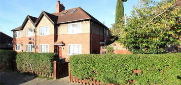 Maisonette for sale in Churchbury Road, London SE9